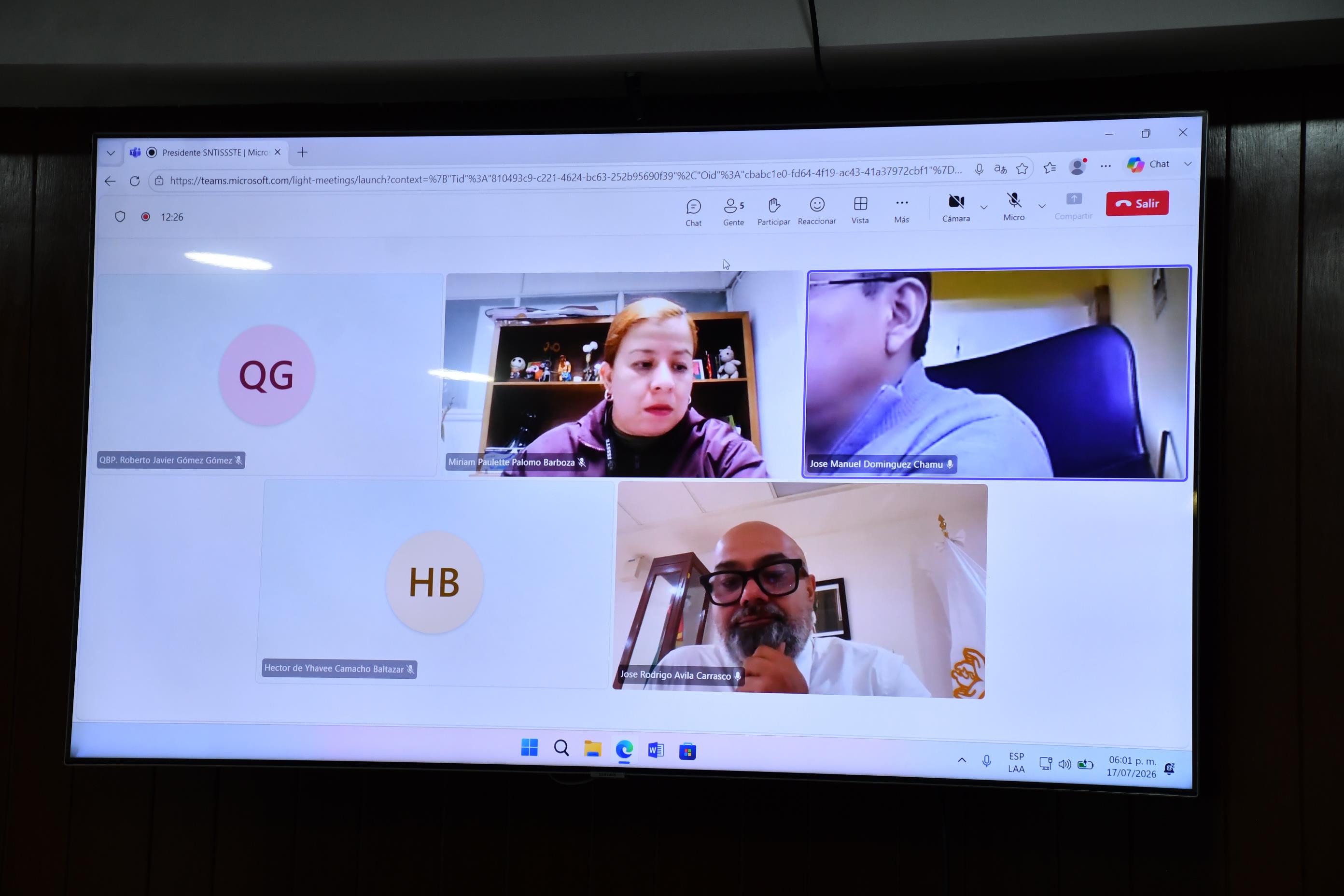 Reunión a distancia con el Director de Oficinas de Representación del ISSSTE, Rodrigo Ávila Carrasco